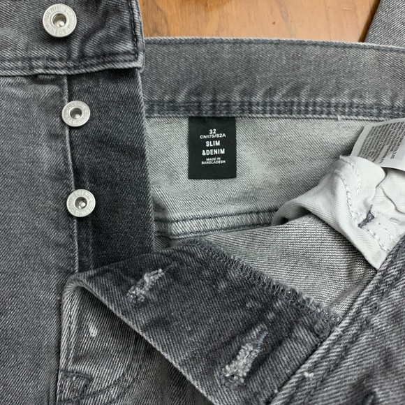 H&M jeans 32 x 30 (2 pairs) - Picture 7 of 7